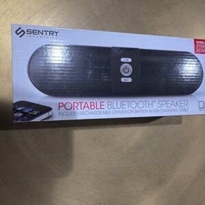 Sentry Sleek Black Bluetooth Speaker
